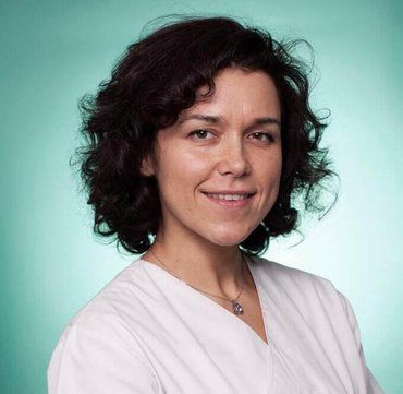 Славена Славчева - Зъболекар